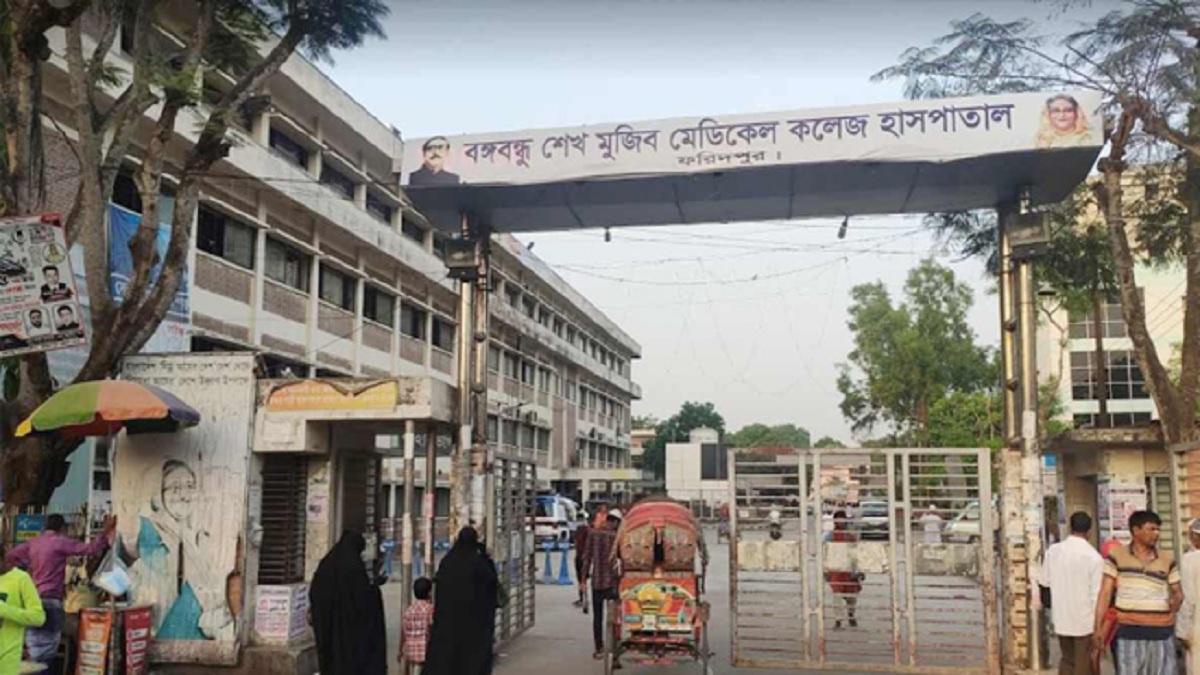 ফরিদপুরে অক্সিজেনের অভাবে ১০ মিনিটে ৩ করোনা রোগীর মৃত্যু