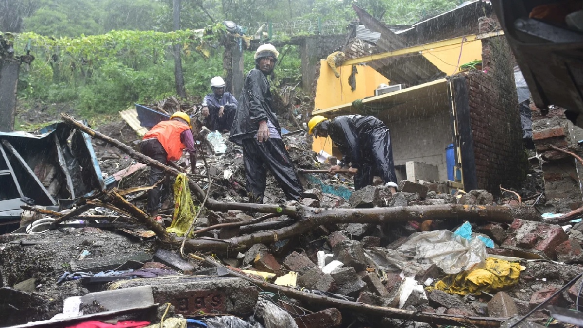 প্রবল বৃষ্টি ও ভূমিধসে ভারতের মহারাষ্ট্রে ১১২ জনের প্রাণহানি