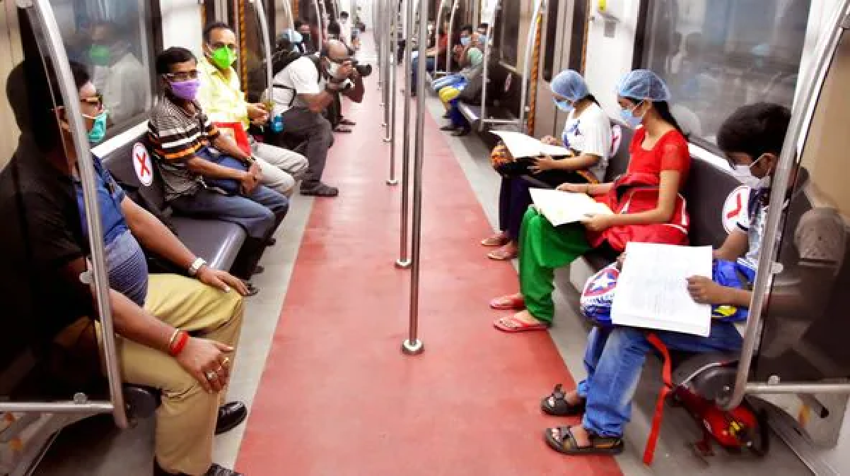 দুই মাস পর চালু হলো কলকাতার মেট্রোরেল