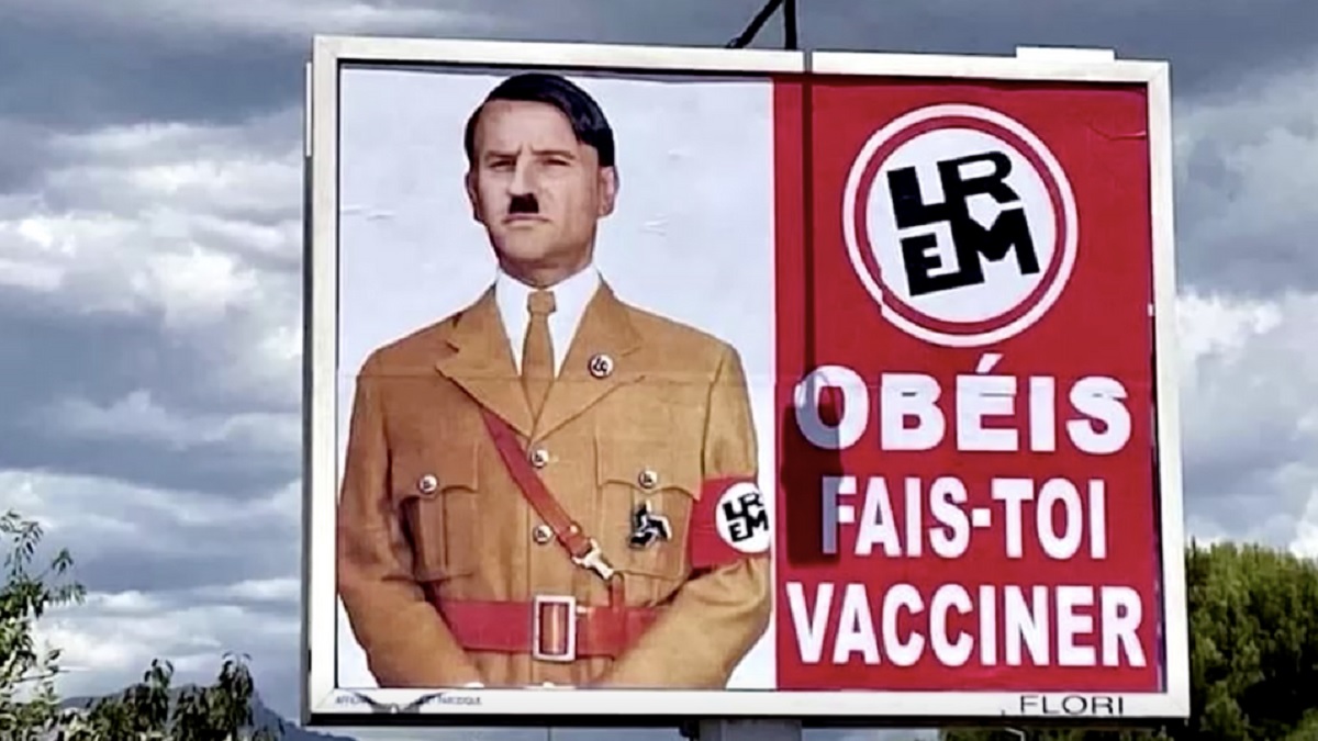 মহানবীর ব্যঙ্গচিত্র ‘বাকস্বাধীনতা’, নিজের বেলায় সহ্য করতে পারছেন না ম্যাকরন!