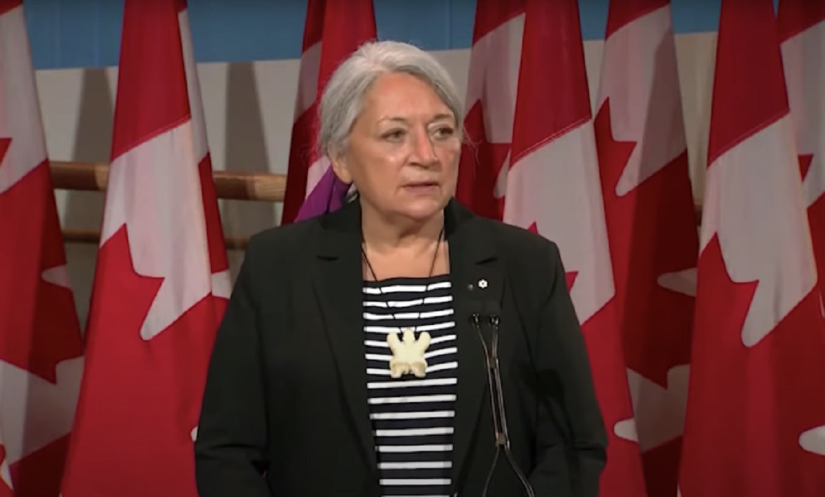 কানাডার প্রথম আদিবাসী গভর্নর জেনারেল ম্যারি সিমন