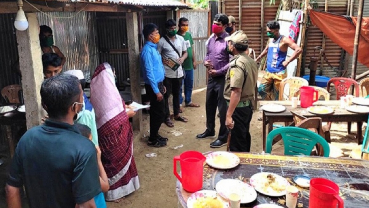 বিয়েতে অভিযান, খাবার রেখে পালালেন বরসহ অতিথিরা