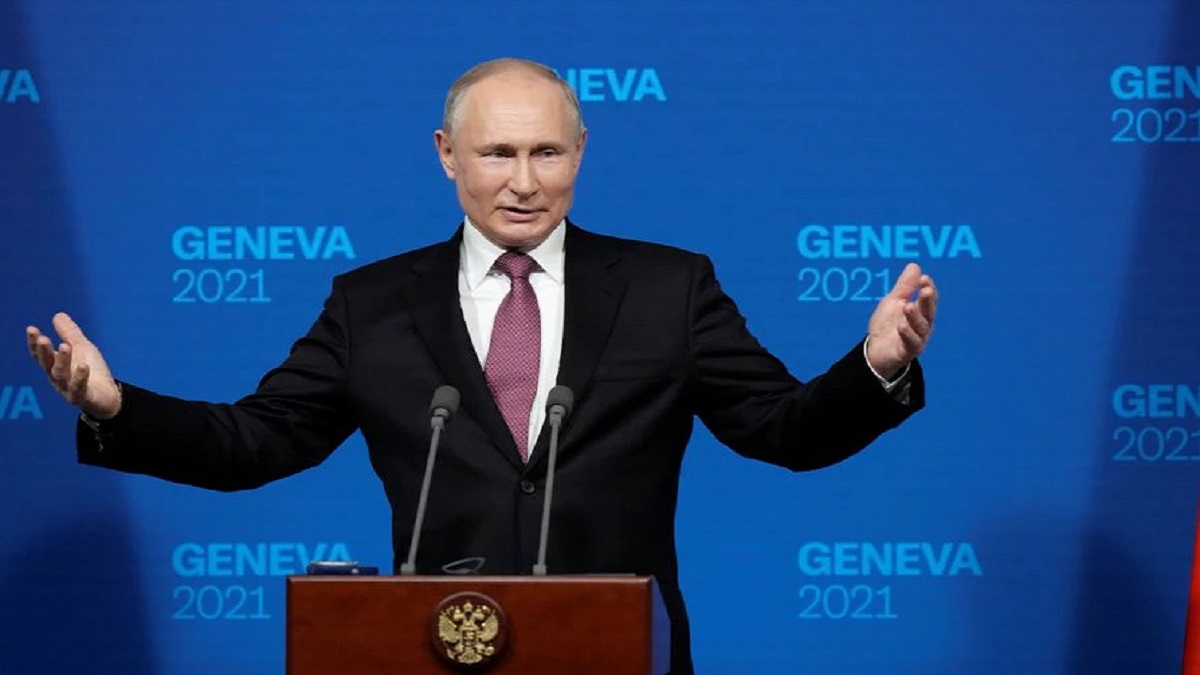 স্পুটনিক ফাইভ টিকা নিয়েছেন ভ্লাদিমির পুতিন