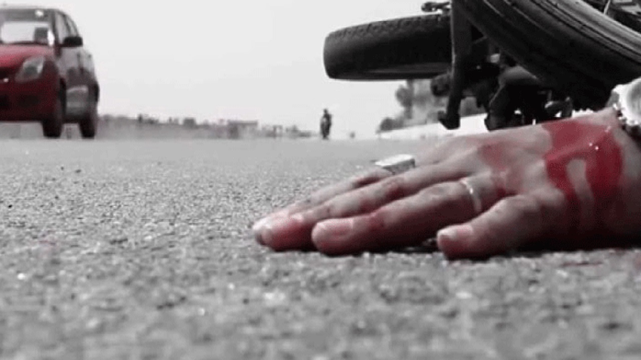 রাজধানীর কলাবাগানে বাসের ধাক্কায় মোটরসাইকেল আরোহীর মৃত্যু রাজধানীর কলাবাগানে বাসের ধাক্কায় মোটরসাইকেল আরোহীর মৃত্যু