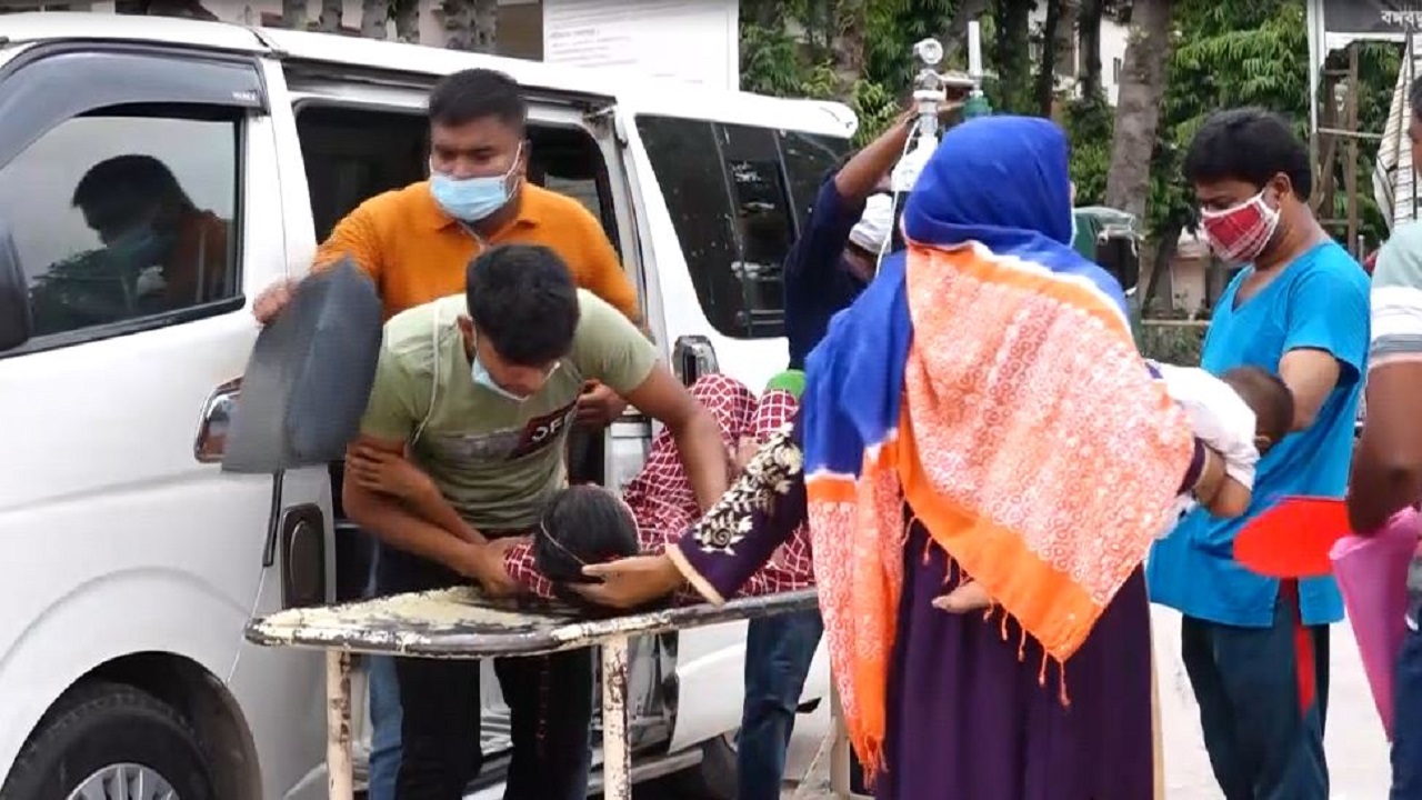 করোনা ও উপসর্গে কয়েক জেলায় আরও ৩৪ জনের মৃত্যু করোনা ও উপসর্গে কয়েক জেলায় আরও ৩৪ জনের মৃত্যু