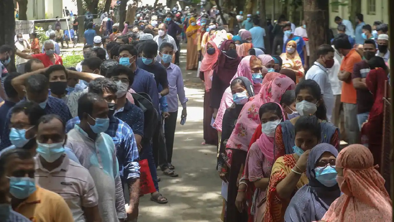 আজ শেষ হচ্ছে গণটিকার প্রথম ক্যাম্পেইন আজ শেষ হচ্ছে গণটিকার প্রথম ক্যাম্পেইন