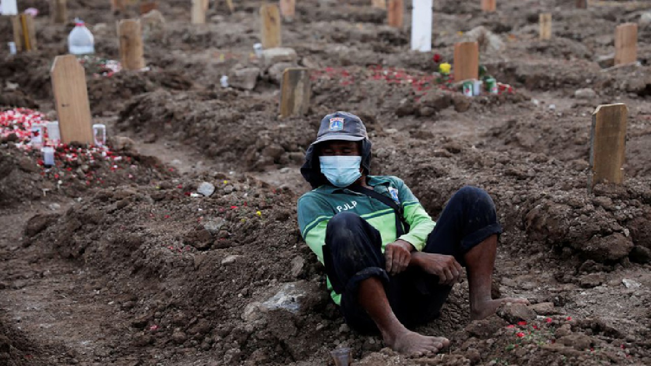 বিশ্বজুড়ে করোনায় মোট মৃত্যু ৪২ লাখ ৪৮ হাজার ছুঁইছুই বিশ্বজুড়ে করোনায় মোট মৃত্যু ৪২ লাখ ৪৮ হাজার ছুঁইছুই