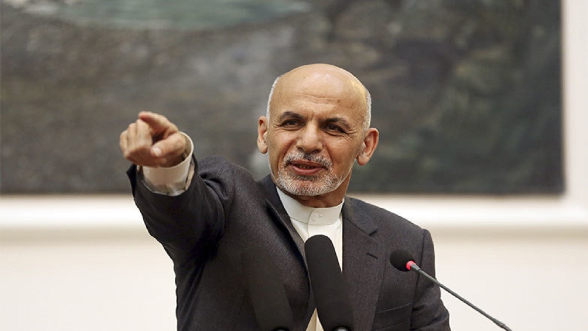 গাড়ি ও হেলিকপ্টার ভর্তি অর্থ নিয়ে পালিয়েছেন আফগান প্রেসিডেন্ট