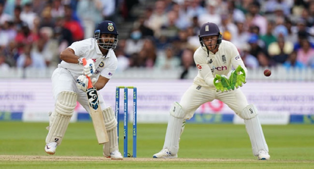 ঘুরে দাঁড়িয়েছে ইংল্যান্ড