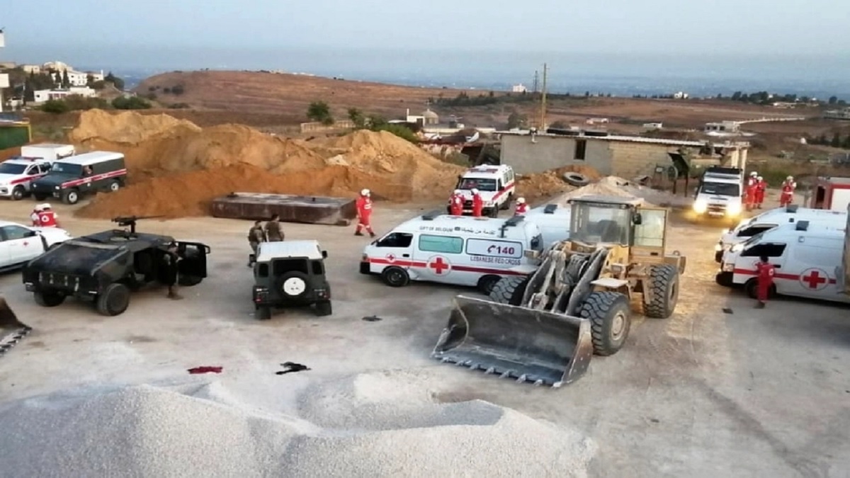 লেবাননে জ্বালানি ট্যাংকার বিস্ফোরণে নিহত কমপক্ষে ২৮