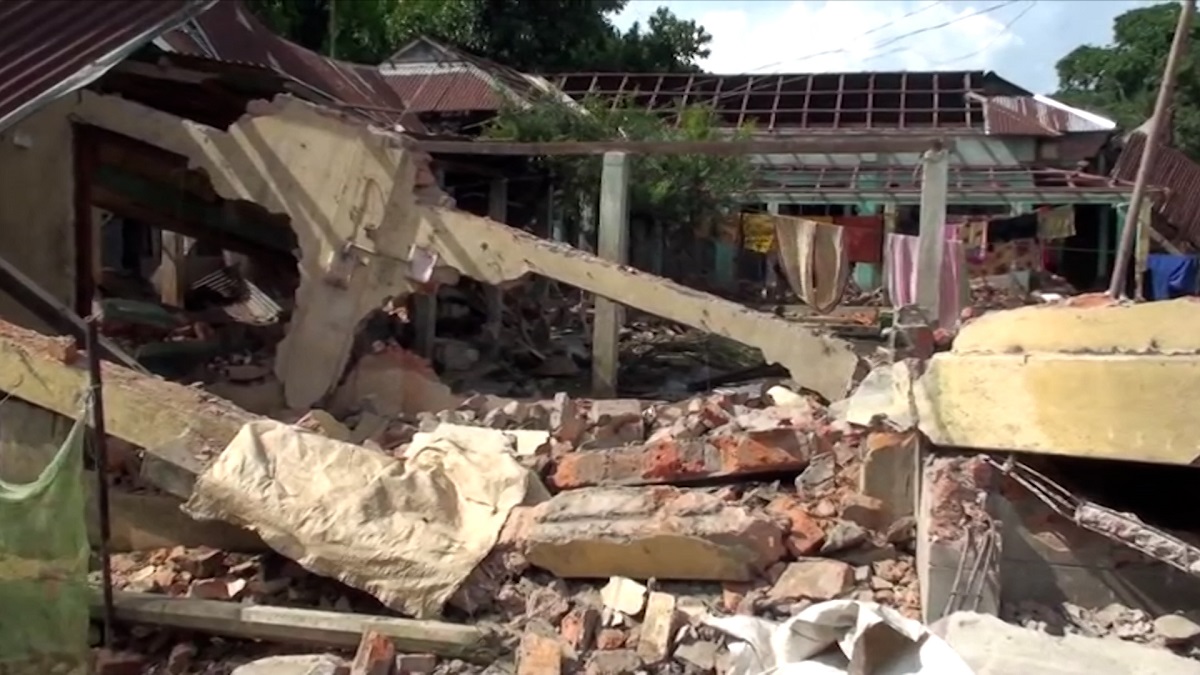 নেত্রকোণার মদনে চাচাতো ভাইদের দ্বন্দ্বে ৩০ পরিবার এলাকাছাড়া