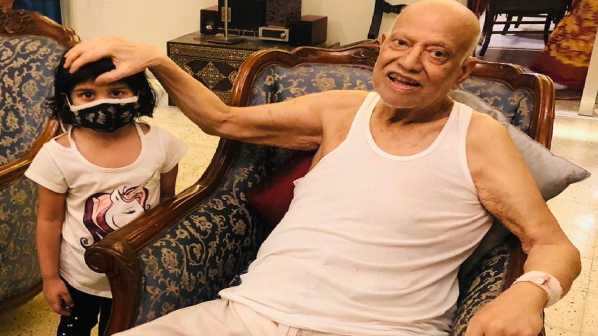 সুস্থ হয়ে বাসায় ফিরেছেন আবুল মাল আবদুল মুহিত