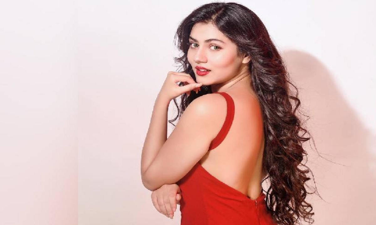 বাবা-মেয়ে থেকে স্বামী-স্ত্রীর চরিত্রে একটু লজ্জা করছিল: ঋত্বিকা