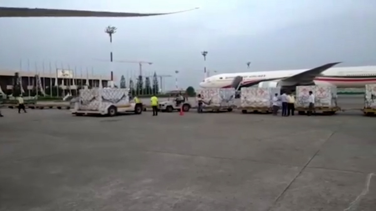 চীন থেকে এলো আরও ১০ লাখ করোনা টিকা