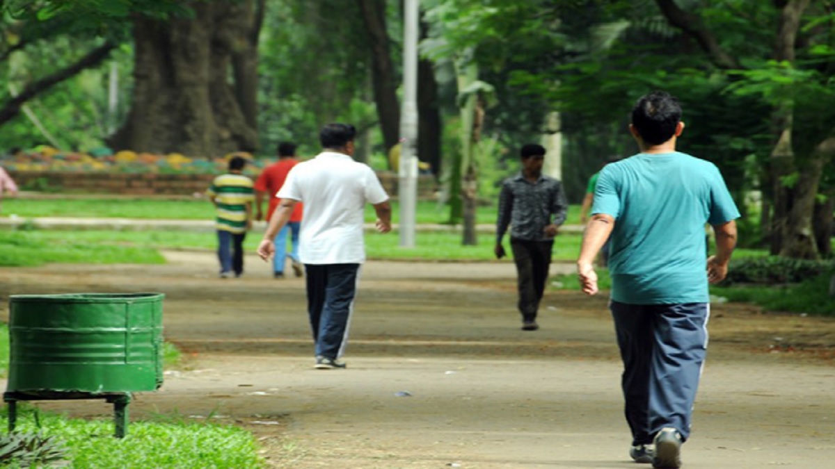দিনে ১৫ মিনিট হাঁটা শরীরে আনতে পারে যেসব পরিবর্তন