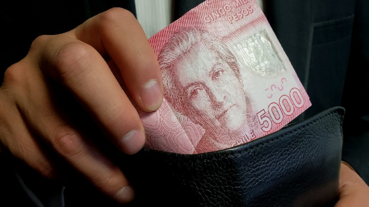 অর্থবছর শুরুই হয়েছে রাজস্ব ঘাটতি দিয়ে