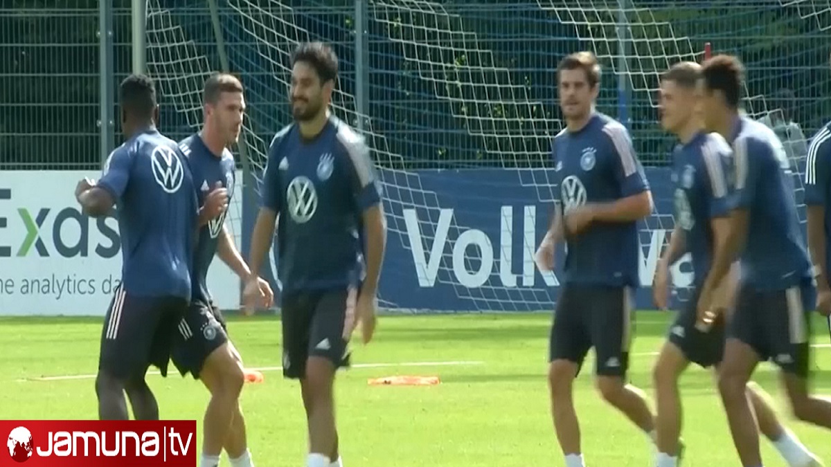 বিশ্বকাপ বাছাইপর্বে আজ মাঠে নামবে ইউরোপের জায়ান্টরা