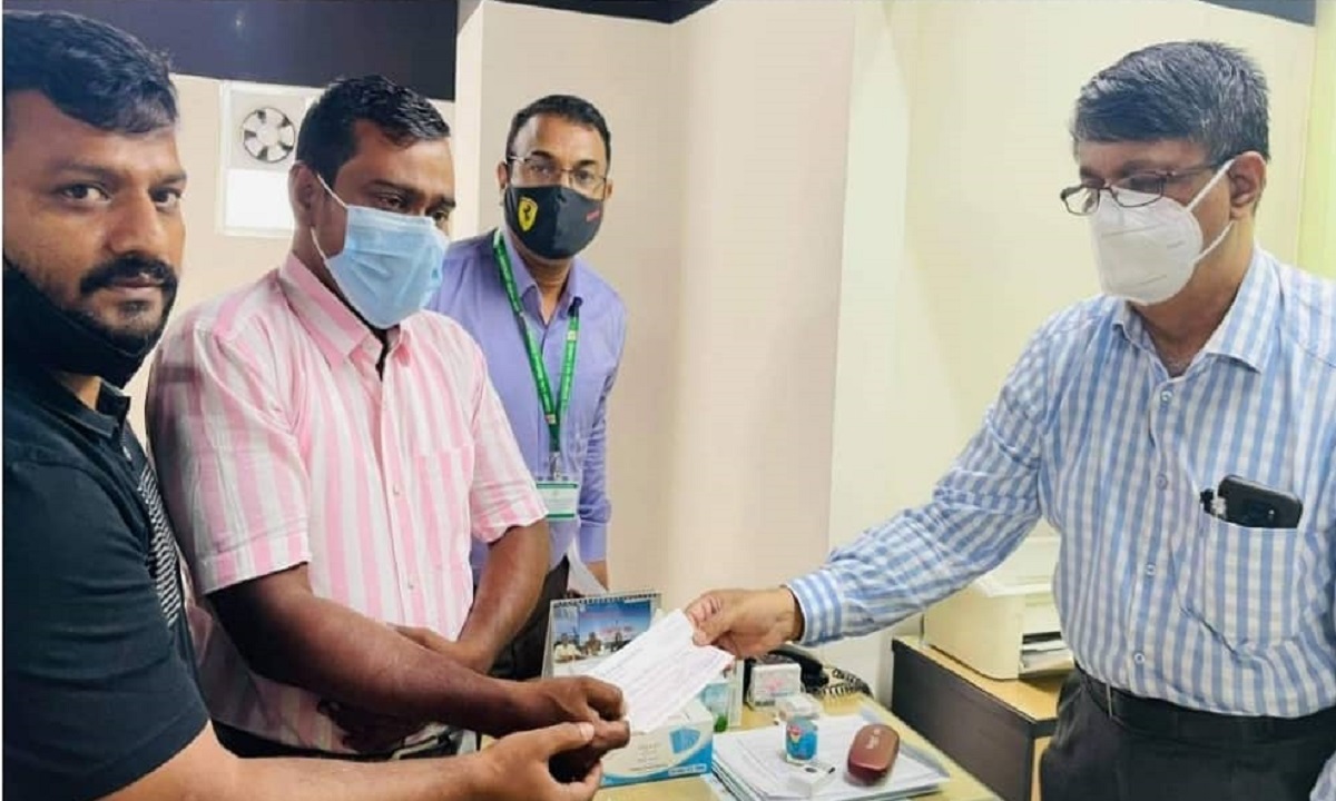 ট্রলার ডুবিতে নিহত মামুনের পরিবার ফেরত পেল মেডিকেলে ভর্তির ১৮ লাখ টাকা