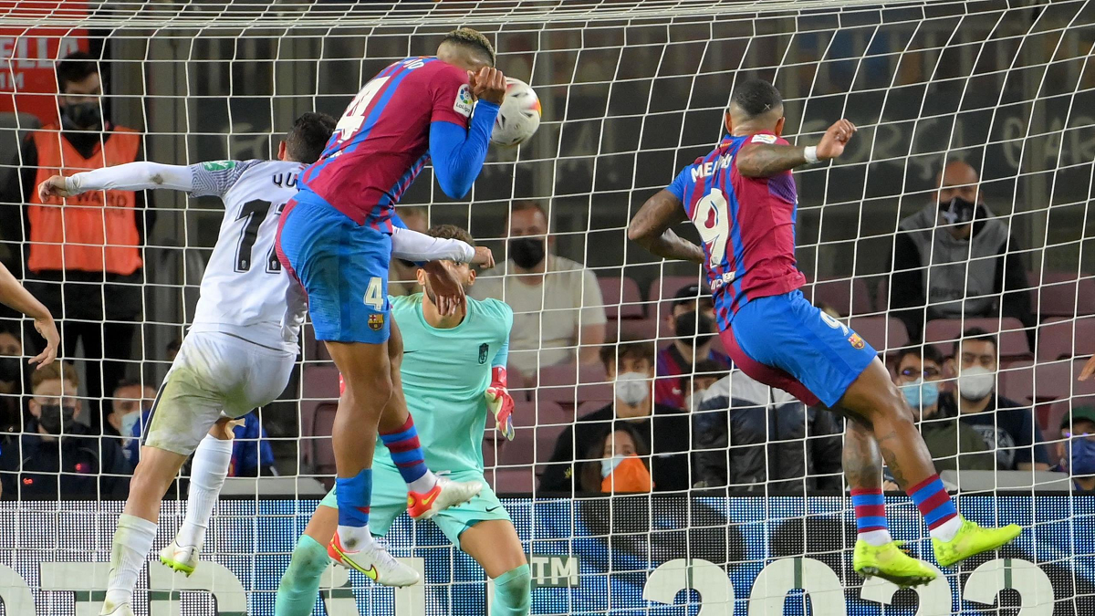 শেষপর্যন্ত পরাজয় এড়ালো বার্সেলোনা