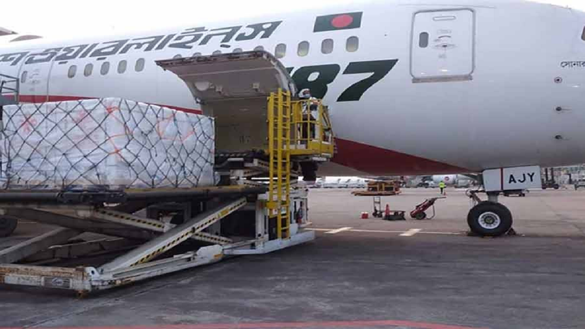 ঢাকায় পৌঁছেছে সিনোফার্মের আরও ৫০ লাখ ডোজ টিকা