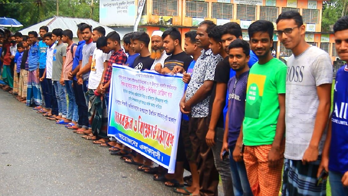 দুই স্কুল শিক্ষকের পরকীয়ার ভিডিও ভাইরাল