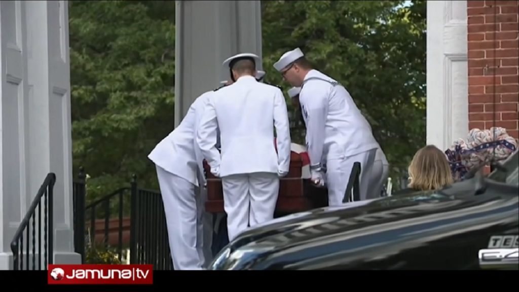 কাবুল বিমানবন্দরে হামলা: দেশে নেয়া হয়েছে ২ মার্কিন নৌ সেনার মরদেহ