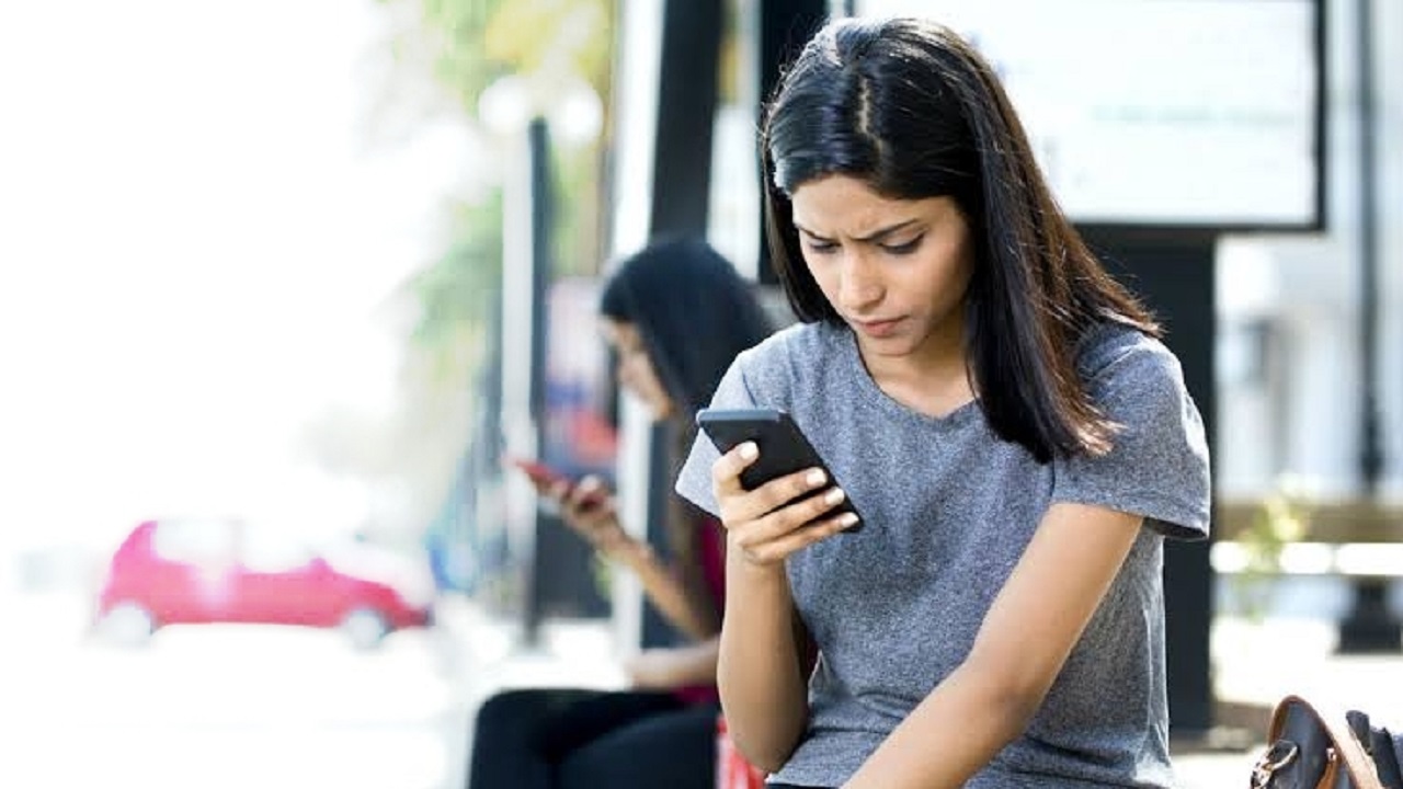 যেসব বিষয়গুলো খেয়াল রাখলে স্মার্টফোন হ্যাং করবে না যেসব বিষয়গুলো খেয়াল রাখলে স্মার্টফোন হ্যাং করবে না