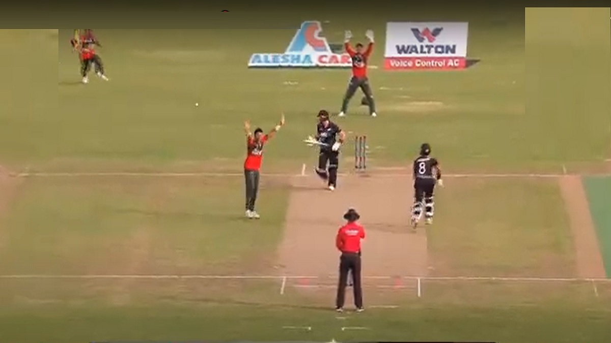 অর্ধেক ব্যাটিং লাইন আপ হারিয়ে বিপর্যয়ে নিউজিল্যান্ড