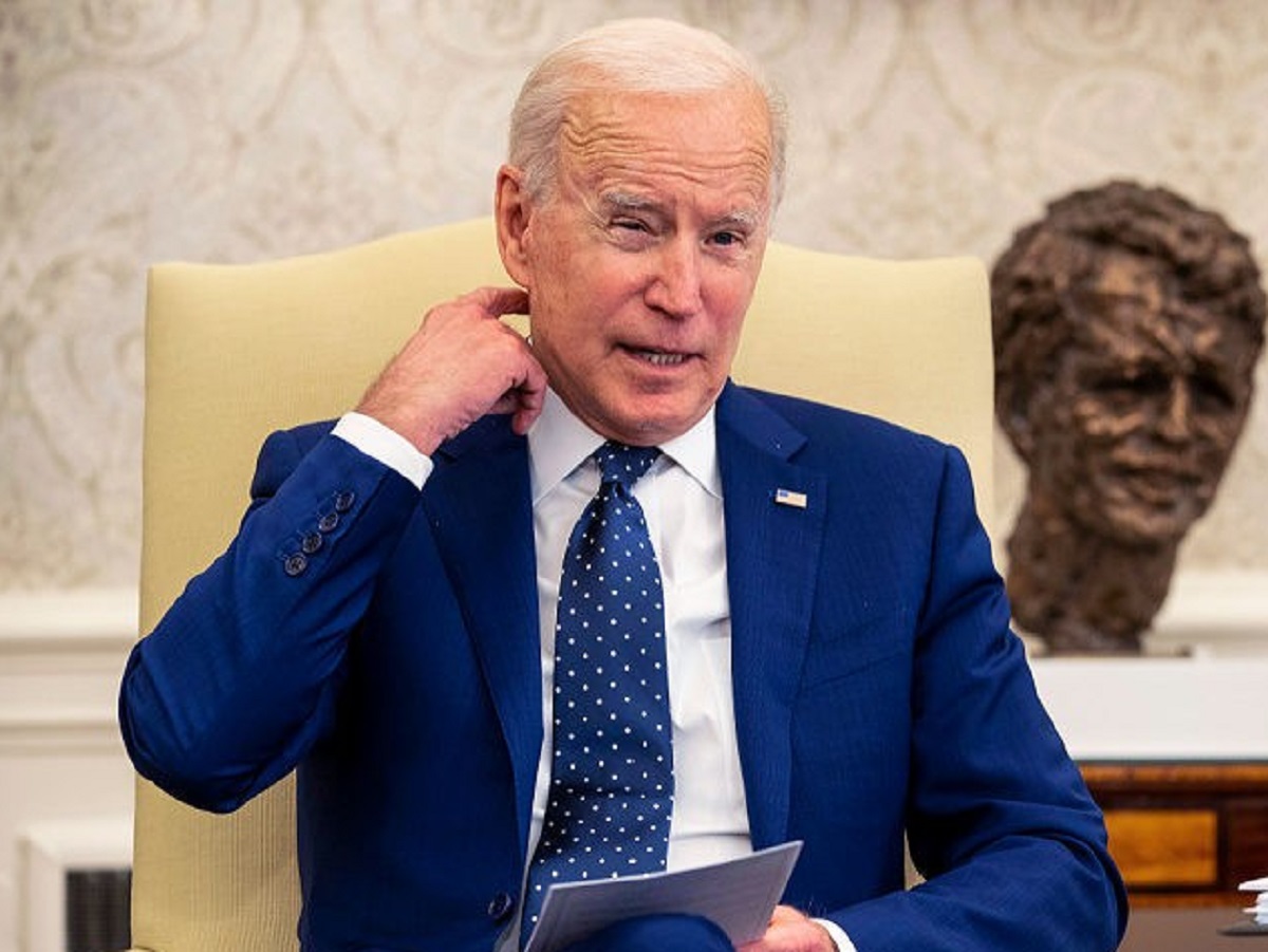 বাইডেনকে হত্যার পরিকল্পনাকারী যুবক অস্ত্রসহ আটক