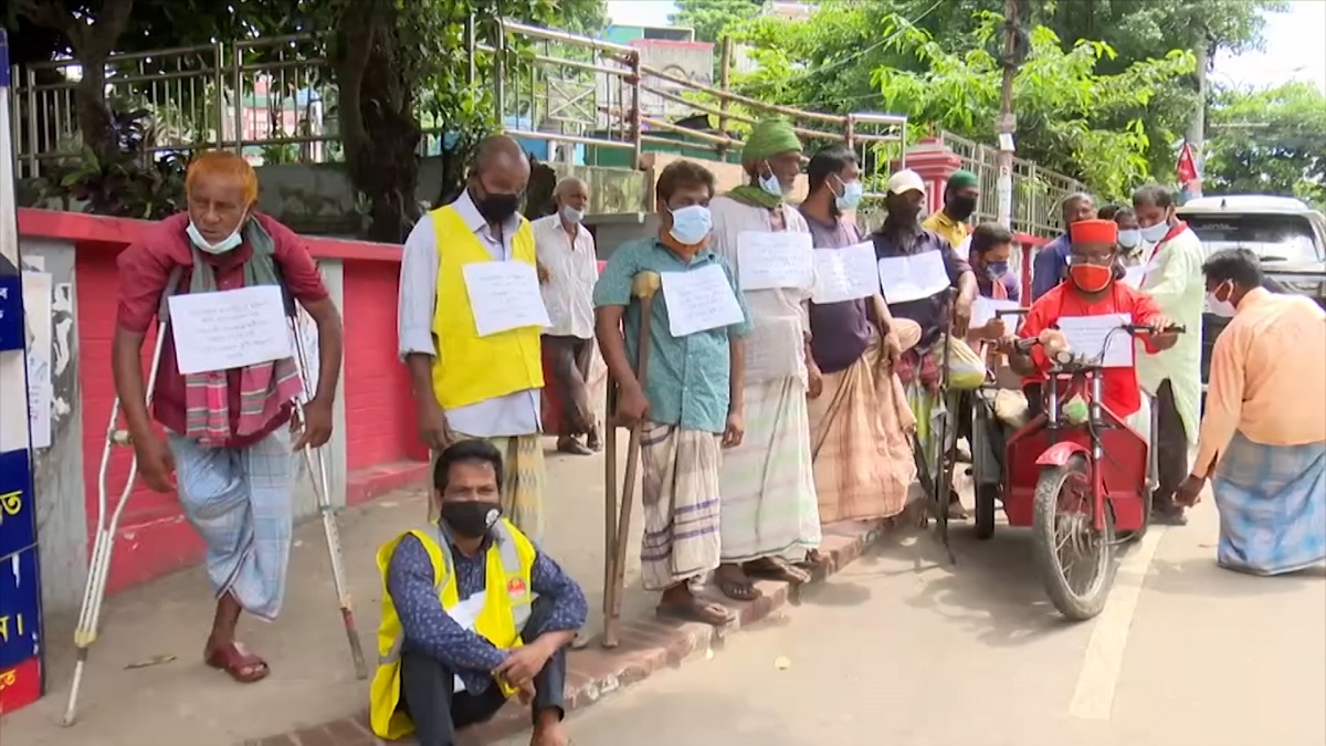 চট্টগ্রামের সেই ৪০ ভিক্ষুক চাকুরিচ্যুত; মেয়র বললেন, করপোরেশন পুনর্বাসন কেন্দ্র নয়