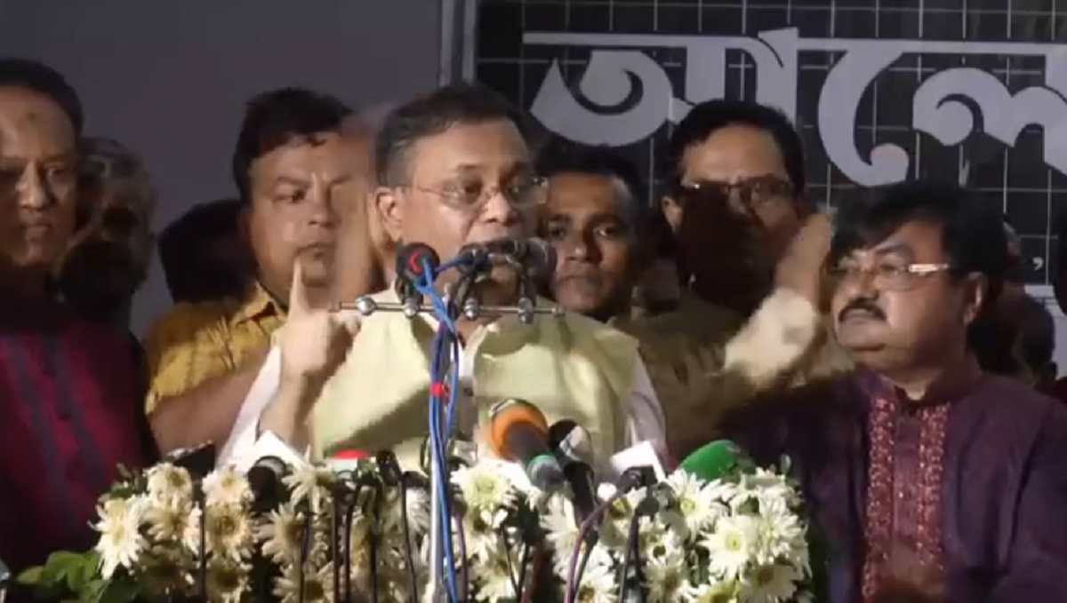 ‘গ্রামের মানুষ এখন আর পান্তা খায় না, এটাই শেখ হাসিনার বাংলাদেশ’