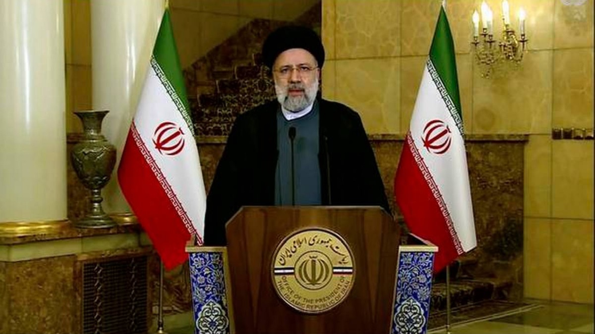 জাতিসংঘে যুক্তরাষ্ট্রকে ধুয়ে দিলেন ইরানি প্রেসিডেন্ট