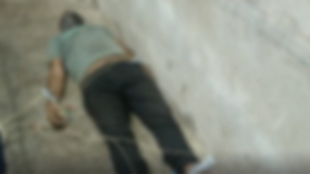 চাঁদাবাজির অভিযোগে গণপিটুনির শিকার যুবকের ‘পুলিশ হেফাজতে’ মৃত্যু