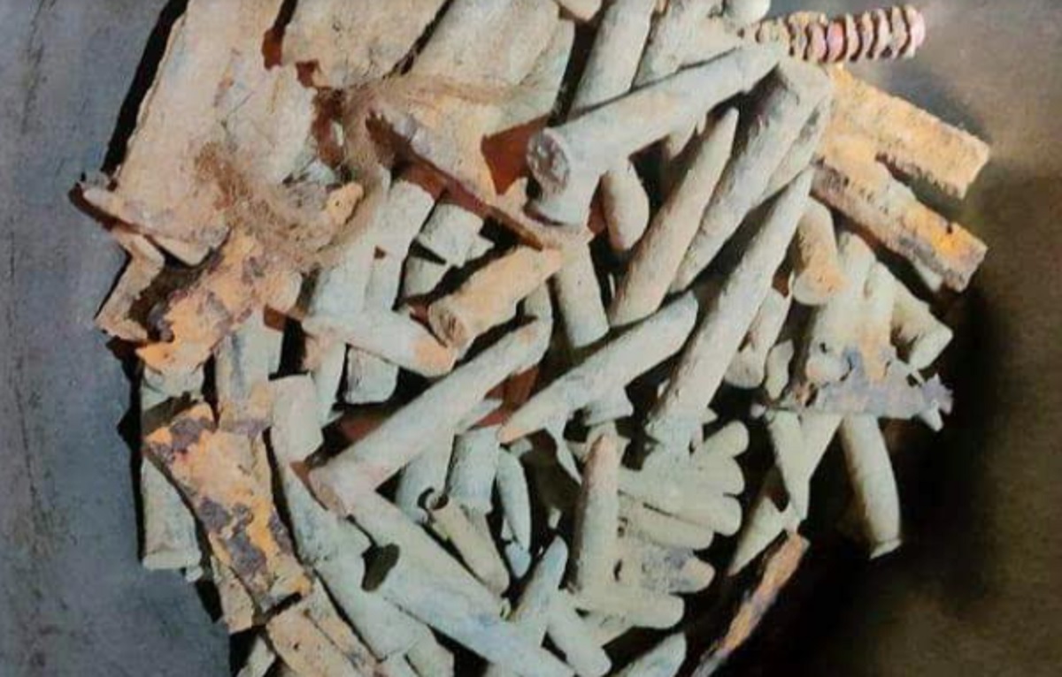 ঝিনাইদহে মুক্তিযুদ্ধকালীন মজুদকৃত ২শ’ ৪৮ রাউন্ড গুলি উদ্ধার