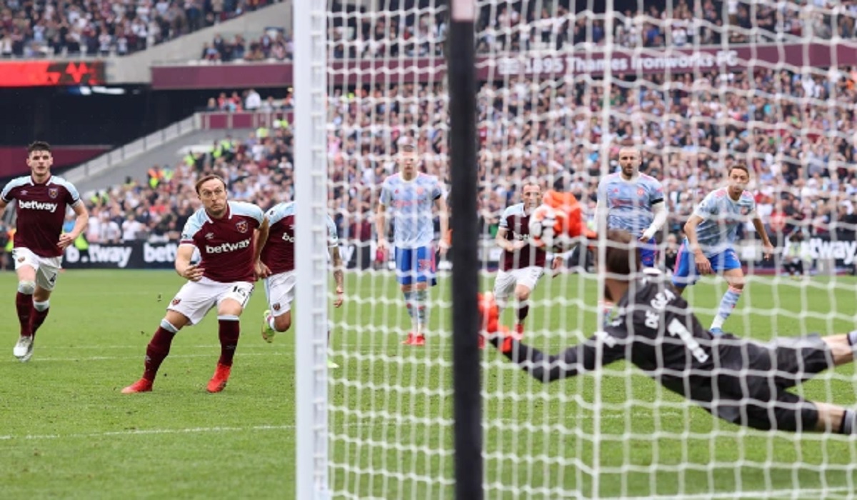 রোনালদোর গোল, পেনাল্টি মিস ও নাটকের ম্যাচ জিতলো ম্যানইউ