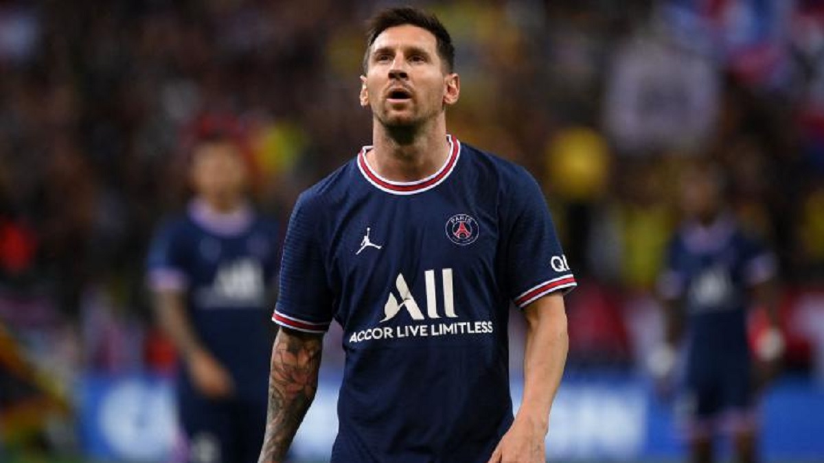 ইনজুরিতে পড়েছেন মেসি