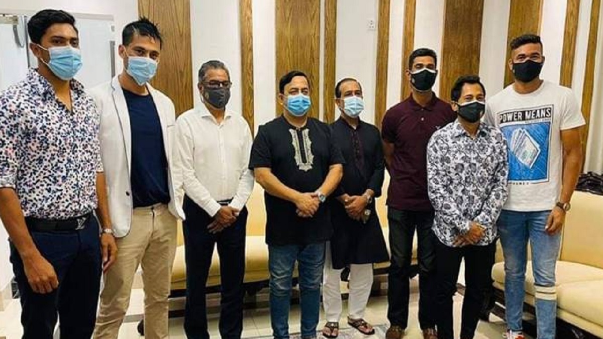 সাকিবের সাথে মোহামেডানে খেলবেন মুশফিক-রিয়াদ