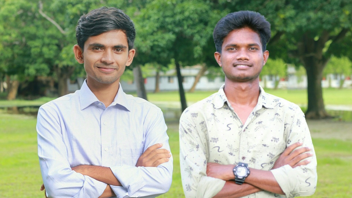 চাঁদে জমি কিনলেন সাতক্ষীরার দুই তরুণ!