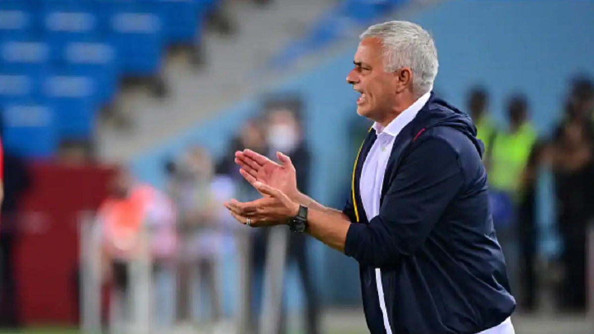 নতুন মাইলফলক স্পর্শ করলেন মরিনহো