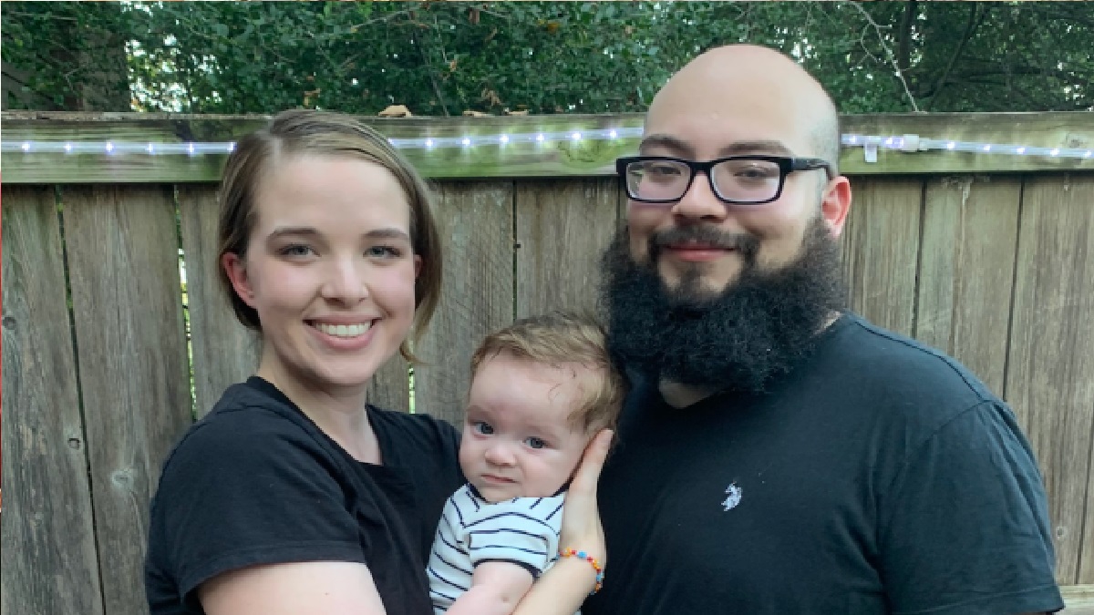 মাস্ক পরে রেস্টুরেন্টে যাওয়ায় বের করে দিলো মালিক