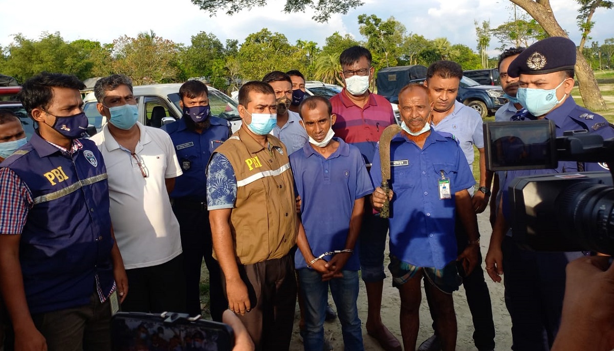 বাড়িওয়ালাকে ডেকে নিয়ে হত্যা করলো ভাড়াটিয়া