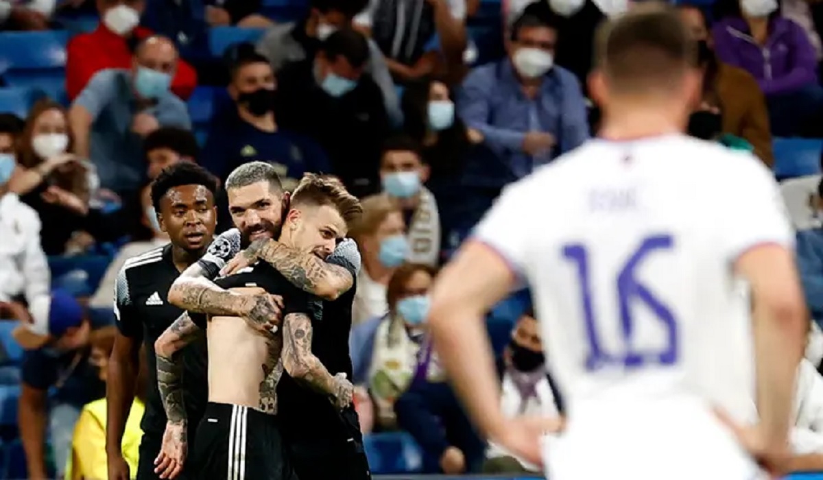 শেরিফের কাছে চ্যাম্পিয়ন্স লিগের সৌন্দর্য শিখলেন পেরেজ