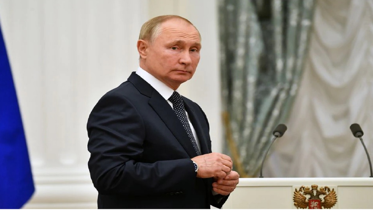 আইসোলেশনে পুতিন