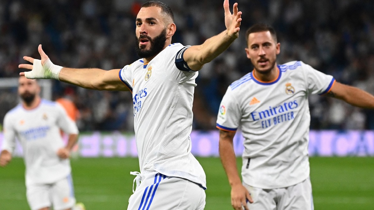 বেনজেমার হ্যাটট্রিকে দুর্দান্ত জয় রিয়ালের