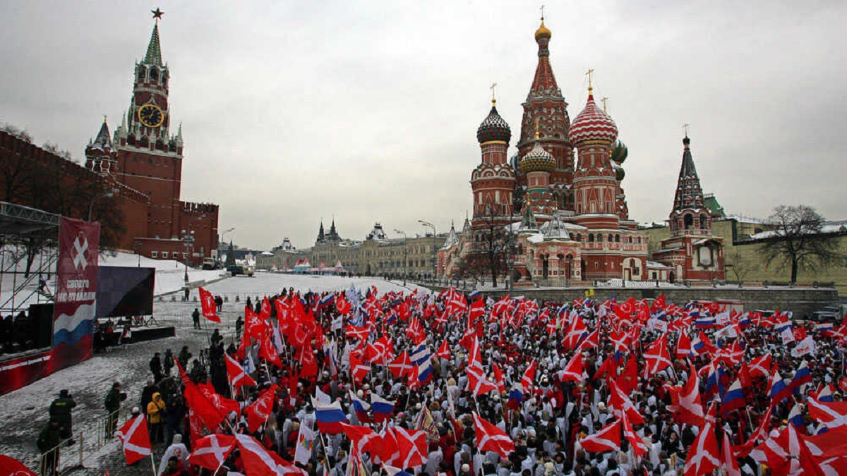 নাভালনির মুক্তির দাবিতে উত্তাল রেড স্কয়ার