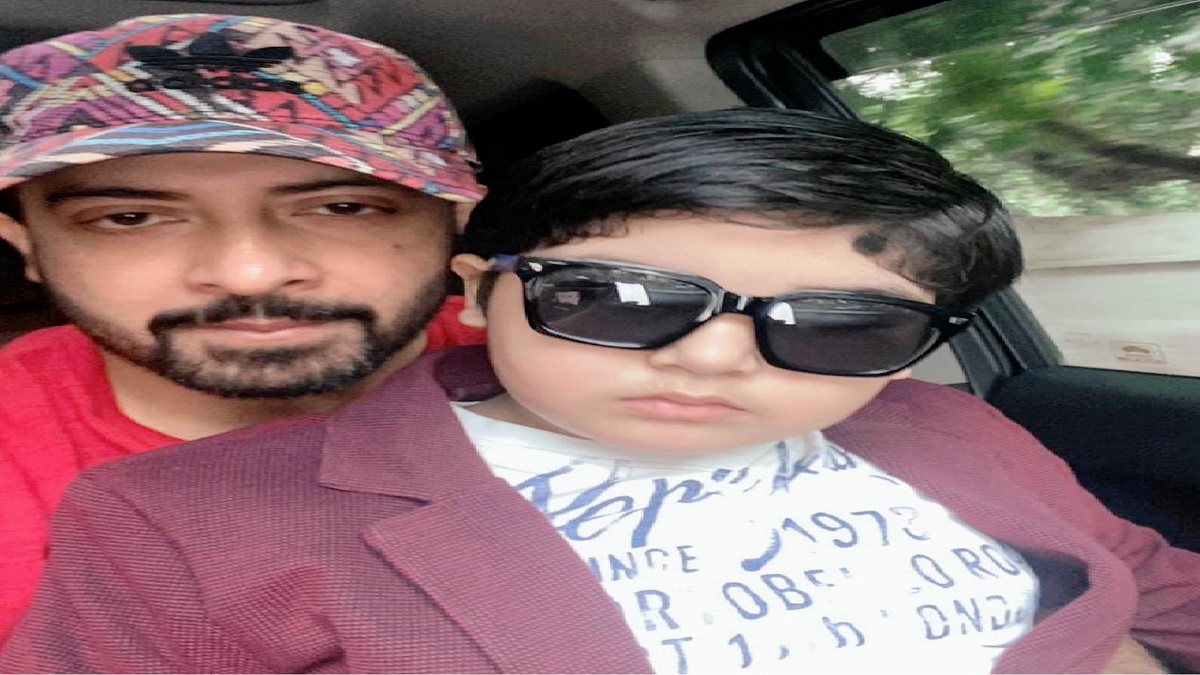 ছেলেকে জন্মদিনের শুভেচ্ছা জানিয়ে শাকিব খানের পোস্ট