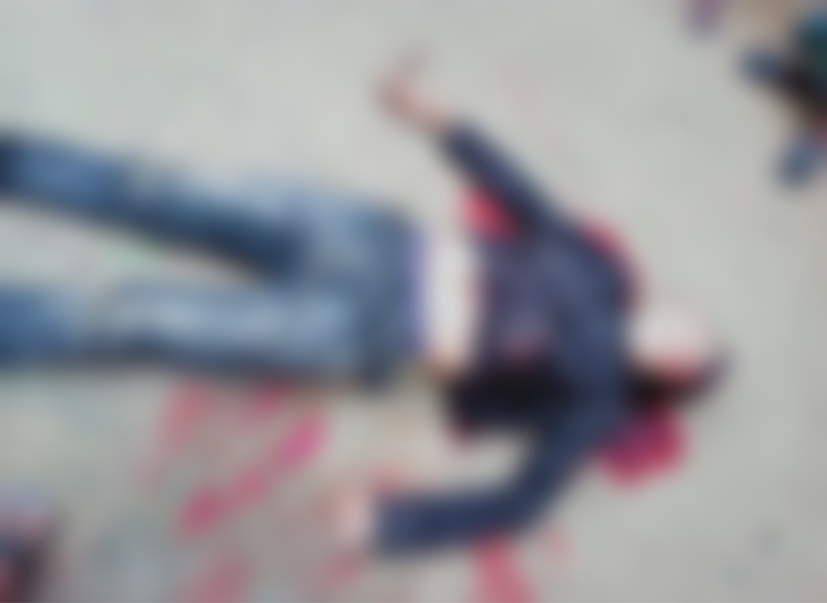 ডাকাতদের গুলিতে আহত পাঁচ, গণপিটুনিতে এক ডাকাতের মৃত্যু