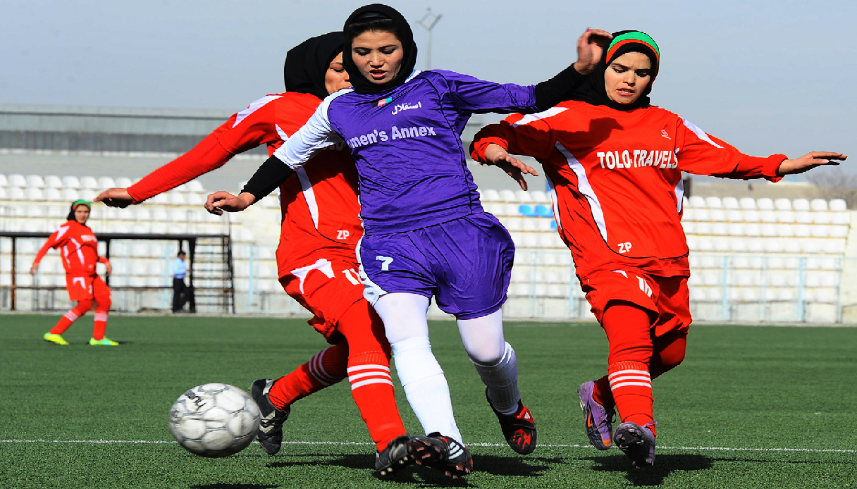 পুরুষ হলে ৪০০ খেলা, নারী হলে শূন্য