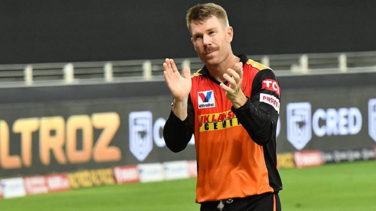 আর মাঠে ফিরবেন না ওয়ার্নার!