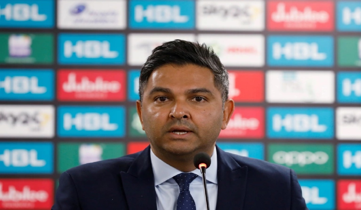 পদত্যাগ করেছেন পিসিবির প্রধান নির্বাহী ওয়াসিম খান